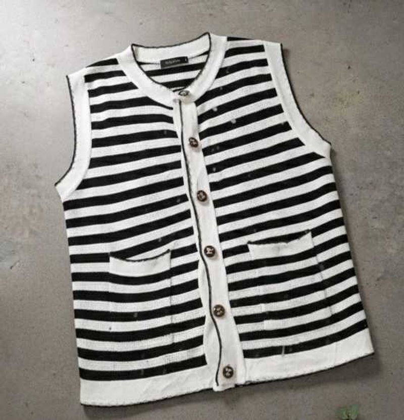 B&amp;W Vest/Cardigan