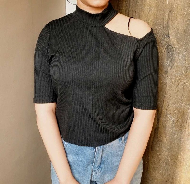 Chic Black Cutout Top