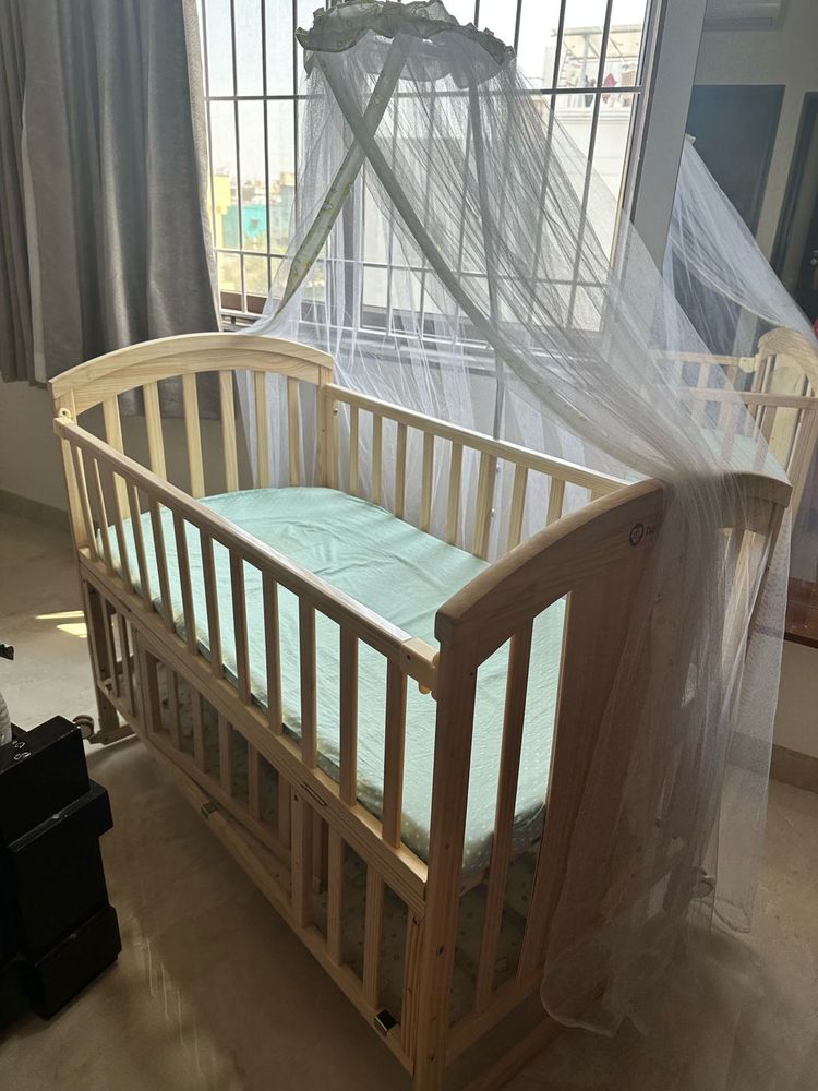 Baby Cot with Mosquito Net