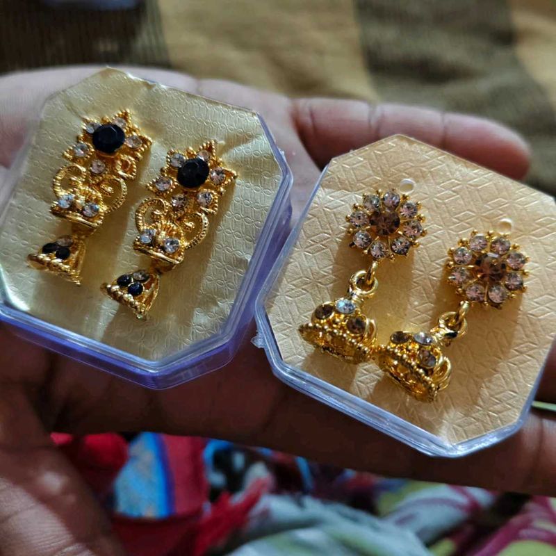 Vintage Gold Tone Drop Earrings