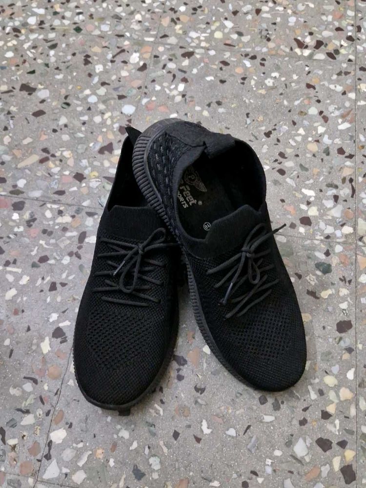Black Running Shoes