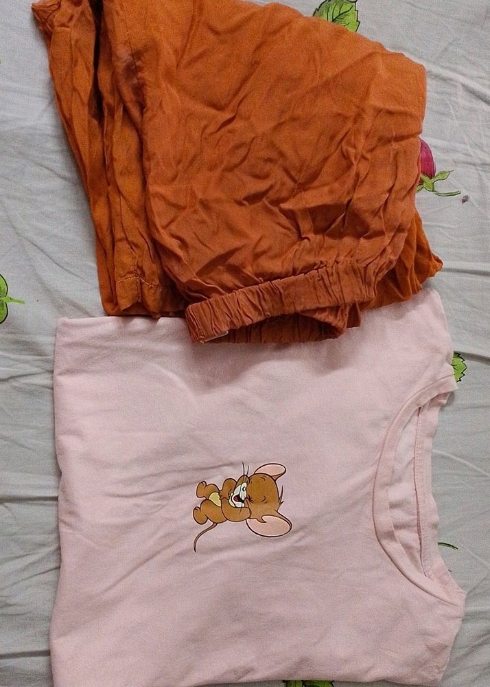 T Shirt And Lower