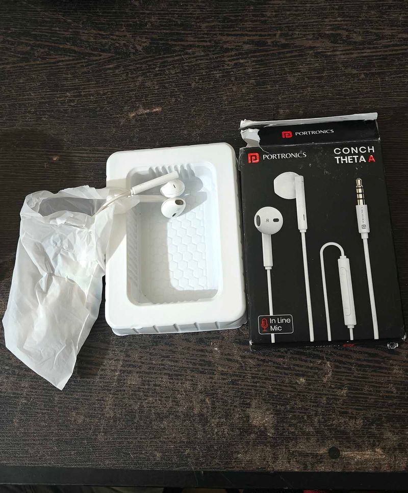 Portronics Conch Wired Earphone
