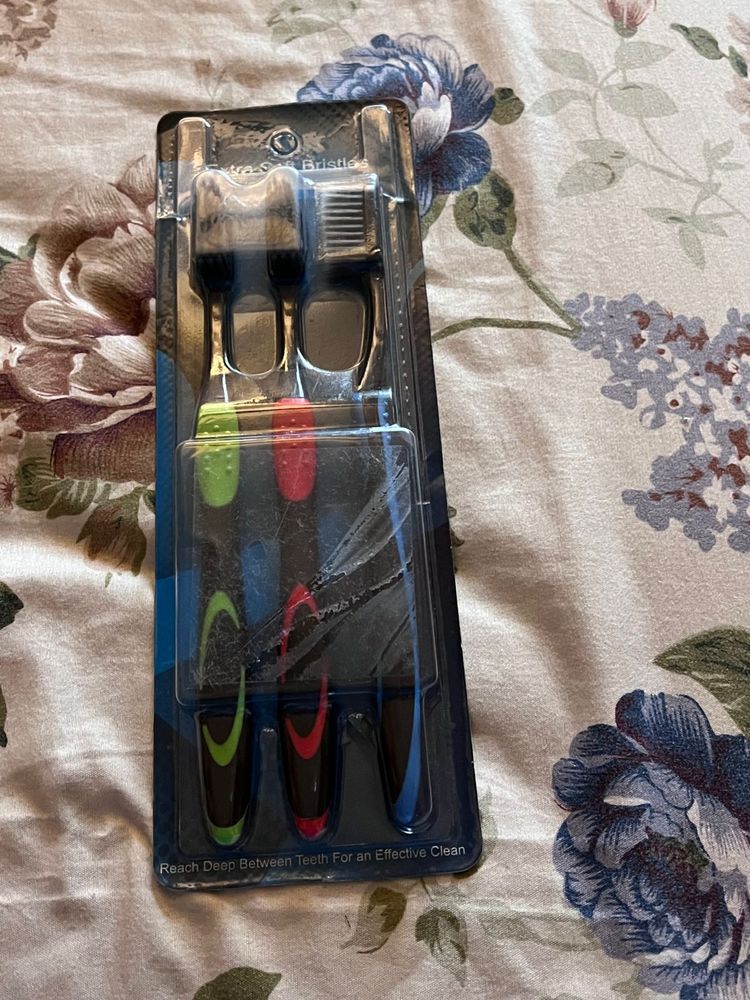 Toothbrushes (3-Pack)