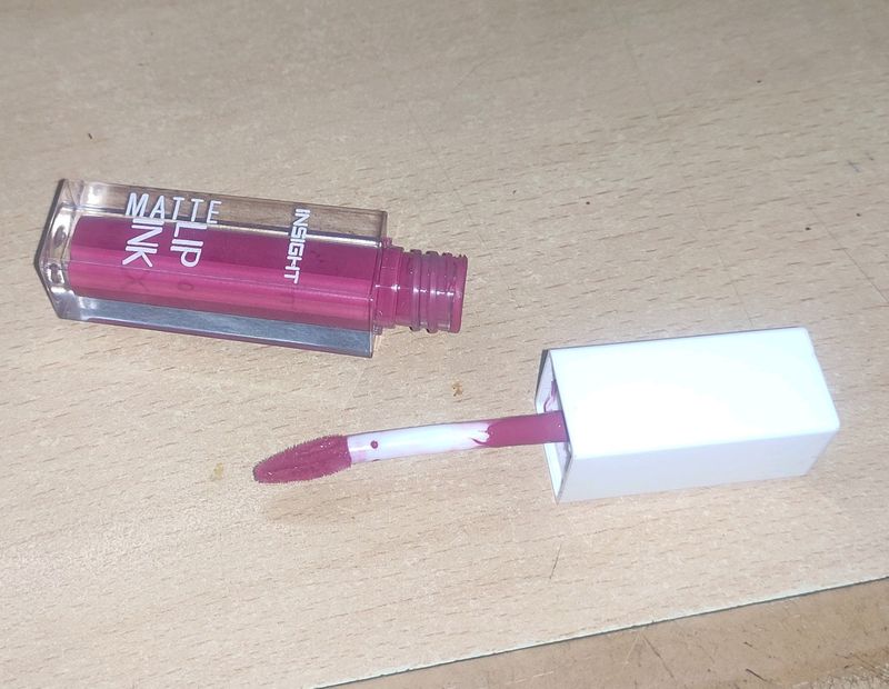 Insight matte lipink-Reckless