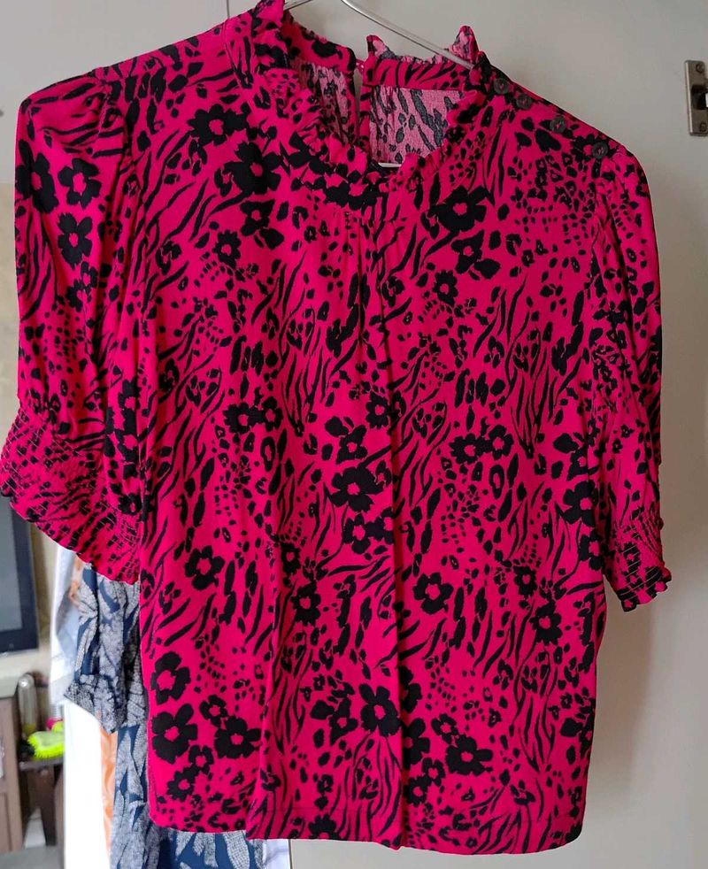 Pink &amp; Black Print Blouse
