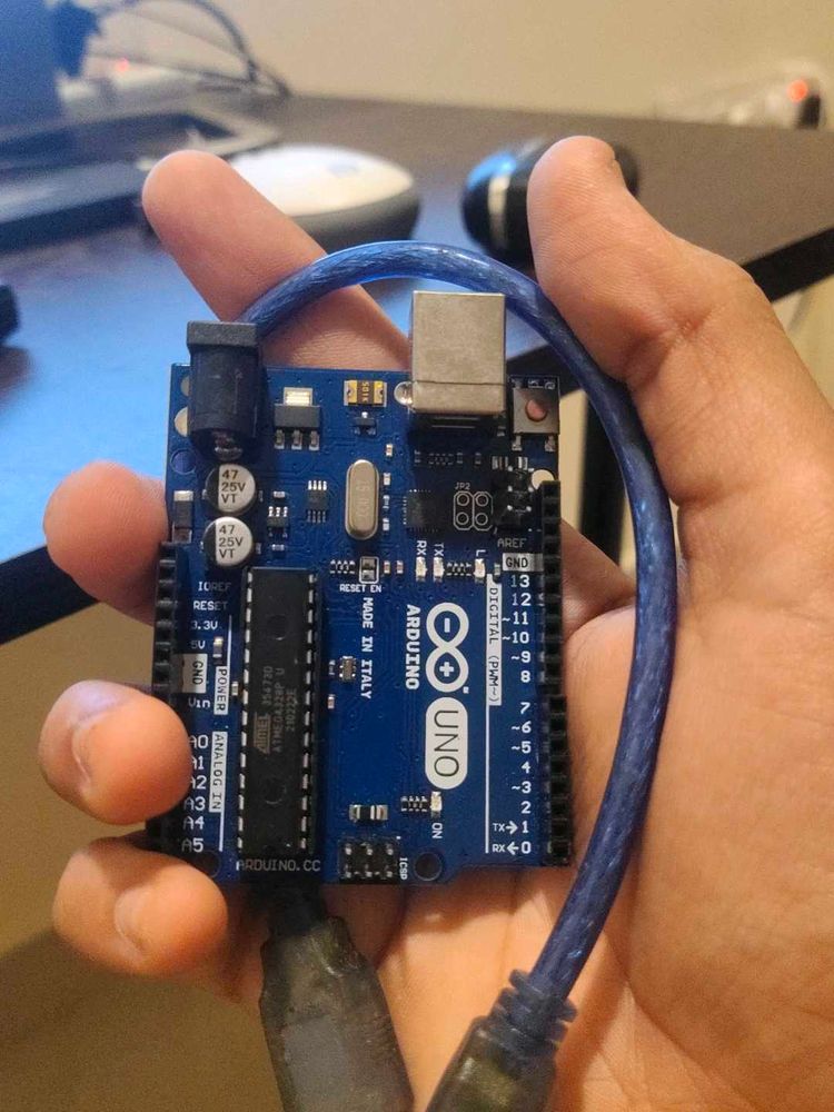 Arduino UNO with Cable