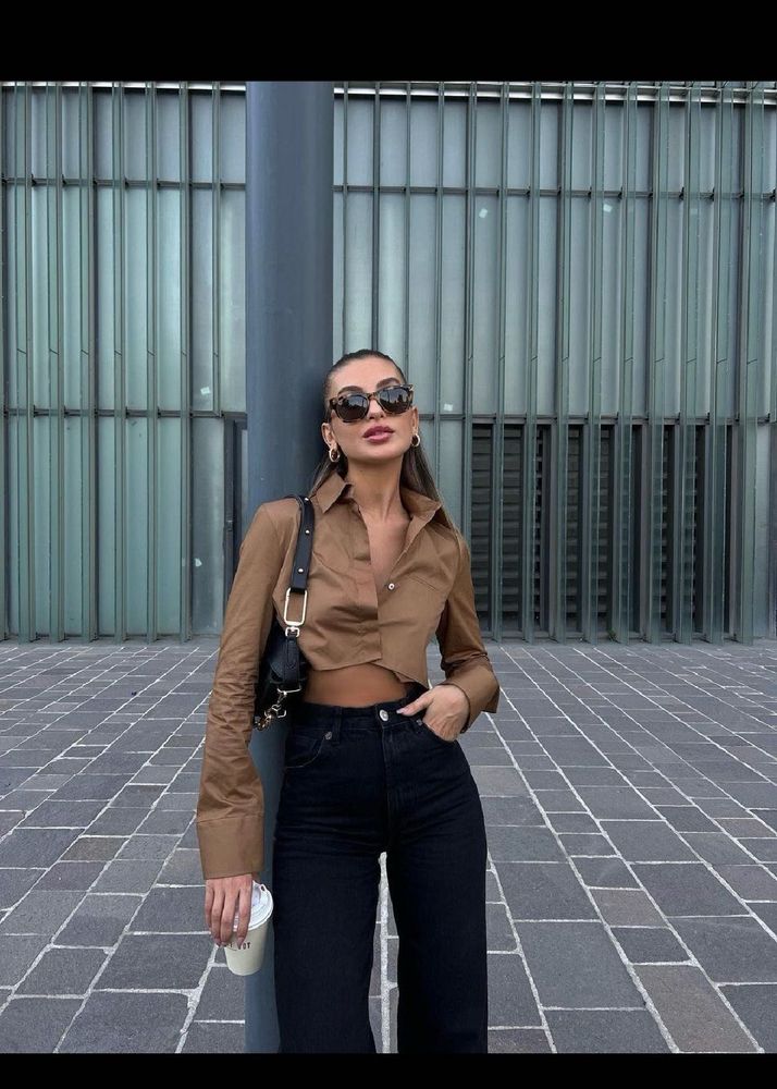 h&amp;m Cropped Brown Button-Up Shirt