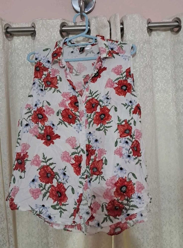 H&amp;M Floral Top