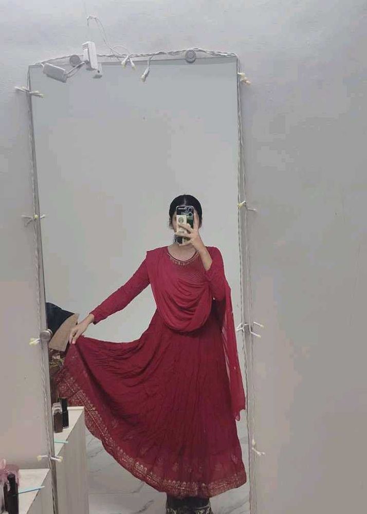 Elegant Maroon Kurta Set
