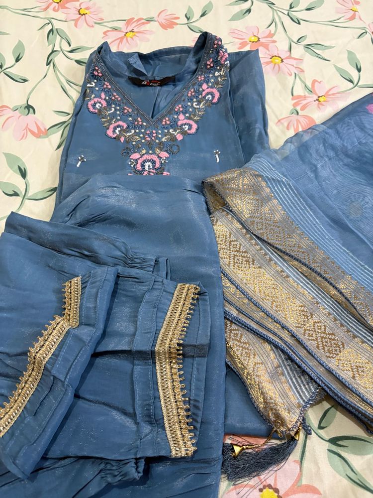 Embroidered Kurta Set