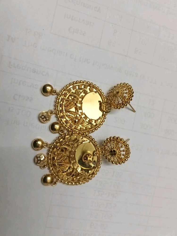 Elegant Gold Earrings