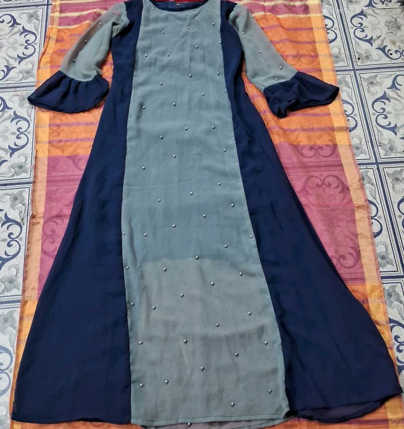 Elegant Pearl-Embellished Colorblock Maxi Dress