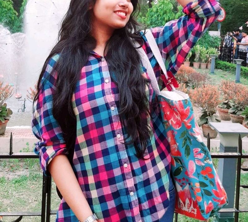 VIBRANT OVERSIZED CHECKED T SHIRT