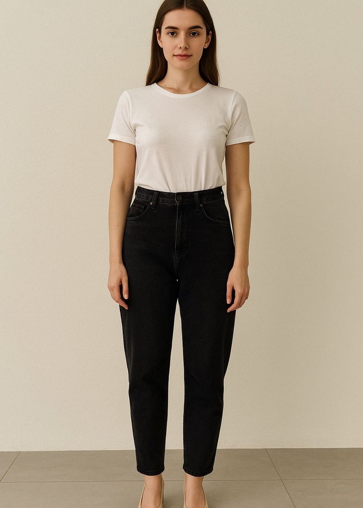 Black Mom Jeans