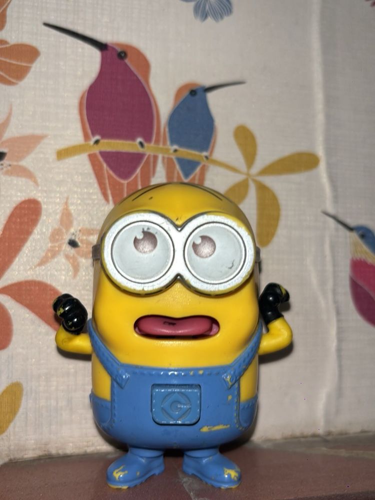 Minion Toy Figure