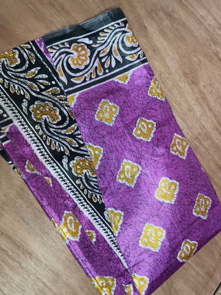 Purple &amp; Gold Patterned Saree