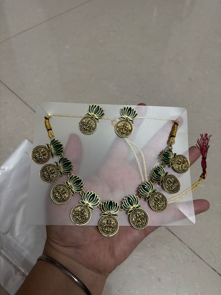 🆕 Green Jewellery Set