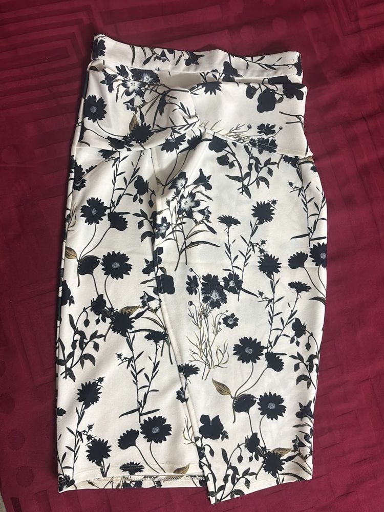 Pencil Skirt S