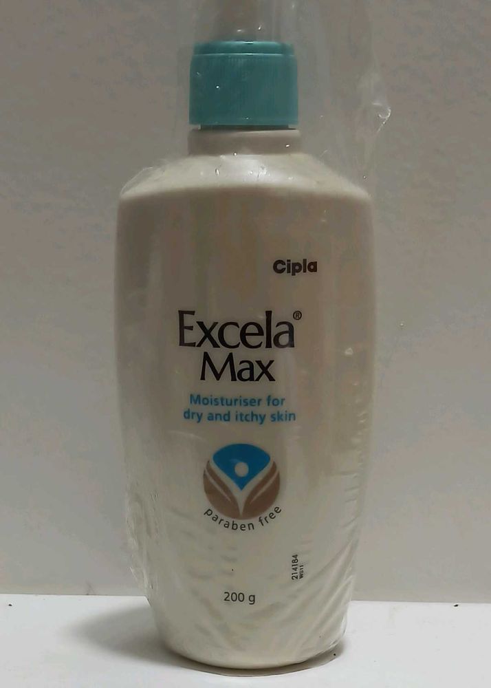 Excela Max Moisturizer