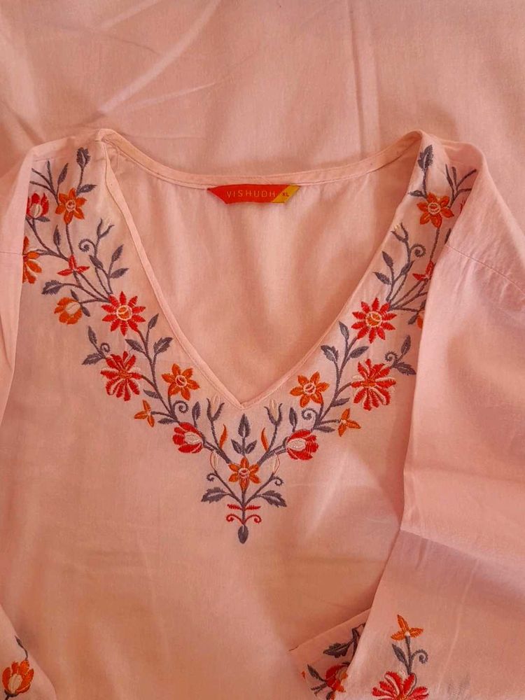 Vishudh Embroidered Kurta