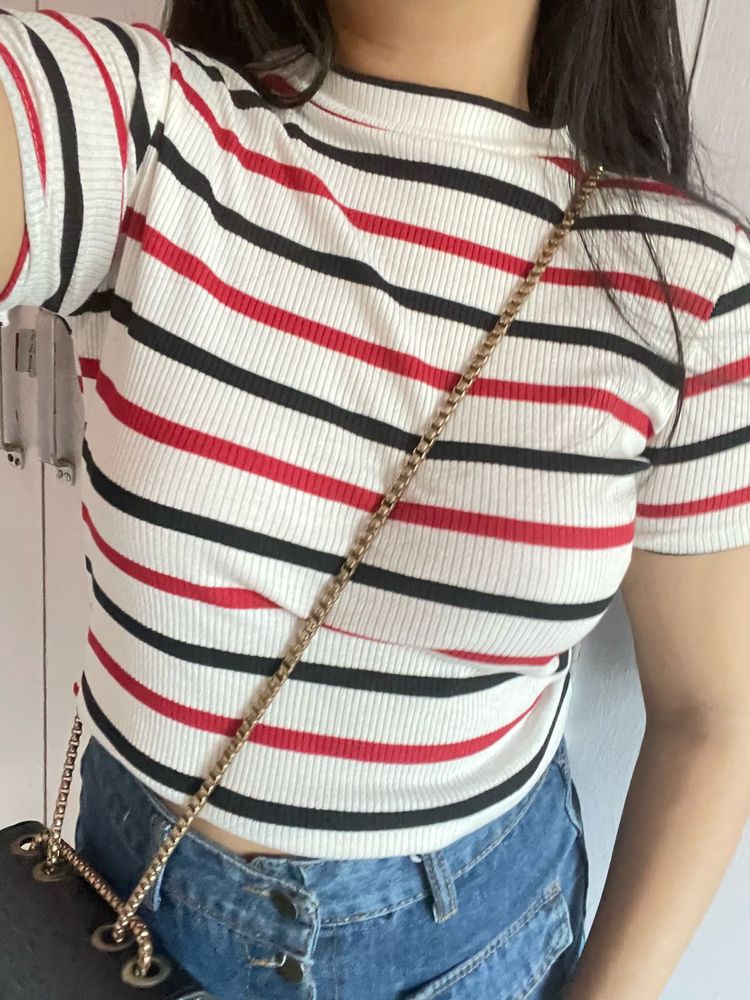 Korean Top✨🌷