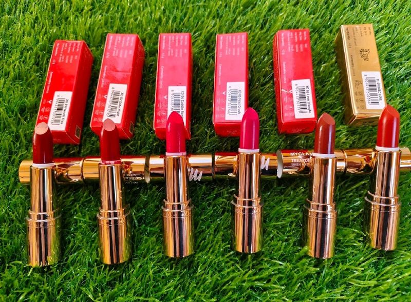 Myglamm Treasure It Suede Matte Lipstick