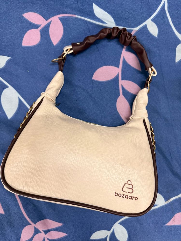 Bazaaro Handbag - Chic &amp; Stylish