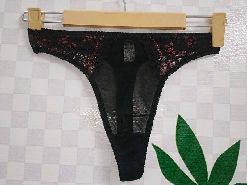 (1300)Black Lace Thong