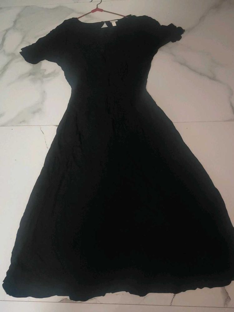 Simple Black Midi Dress