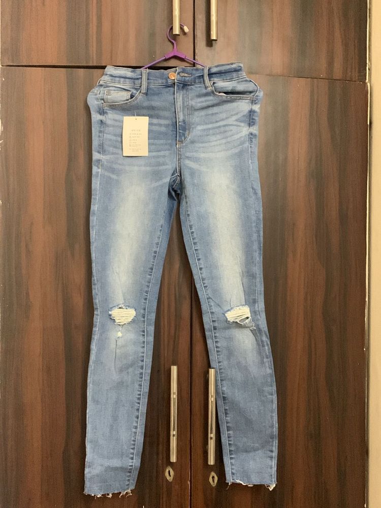 Ripped High Waisted Jeans