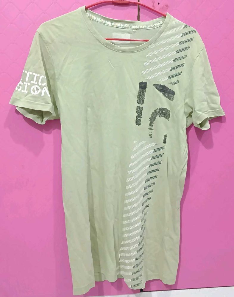 Graphic Print T-Shirt