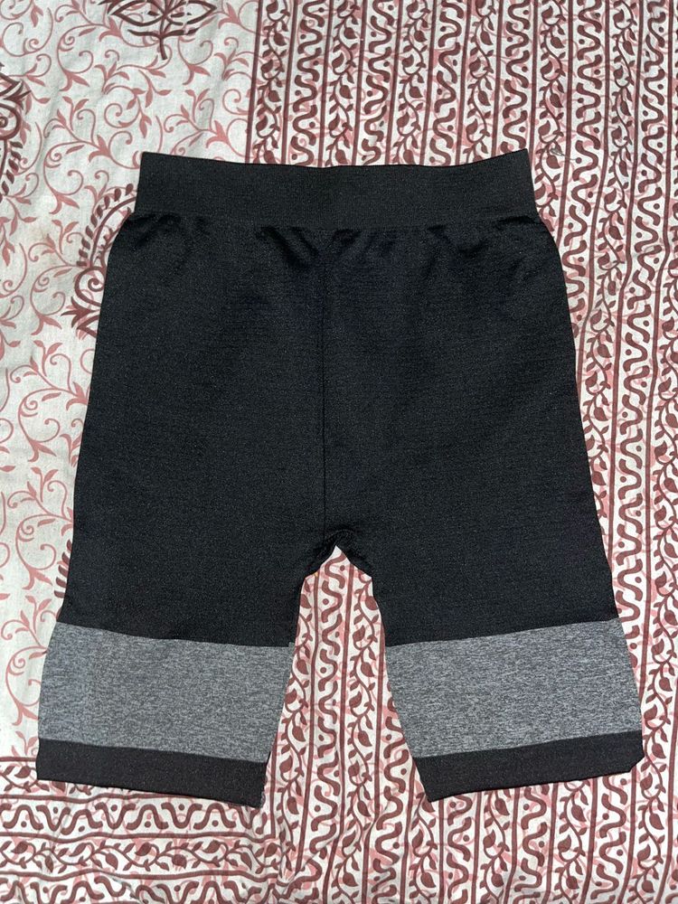 Gym Black And Grey Shorts🔥