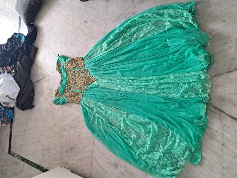 Elegant Green Party Dress