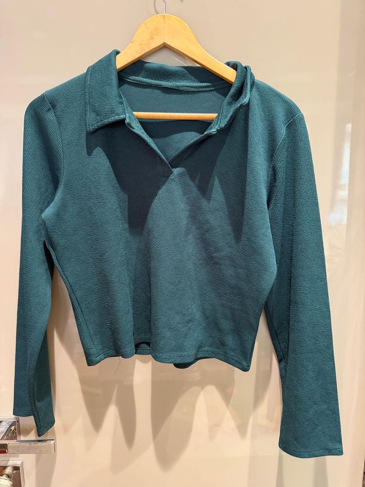 Green Long Sleeve Crop Top