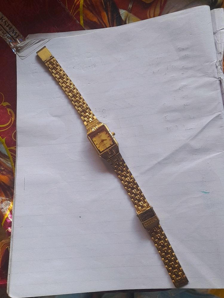 Citizen Golden Watch Not Working