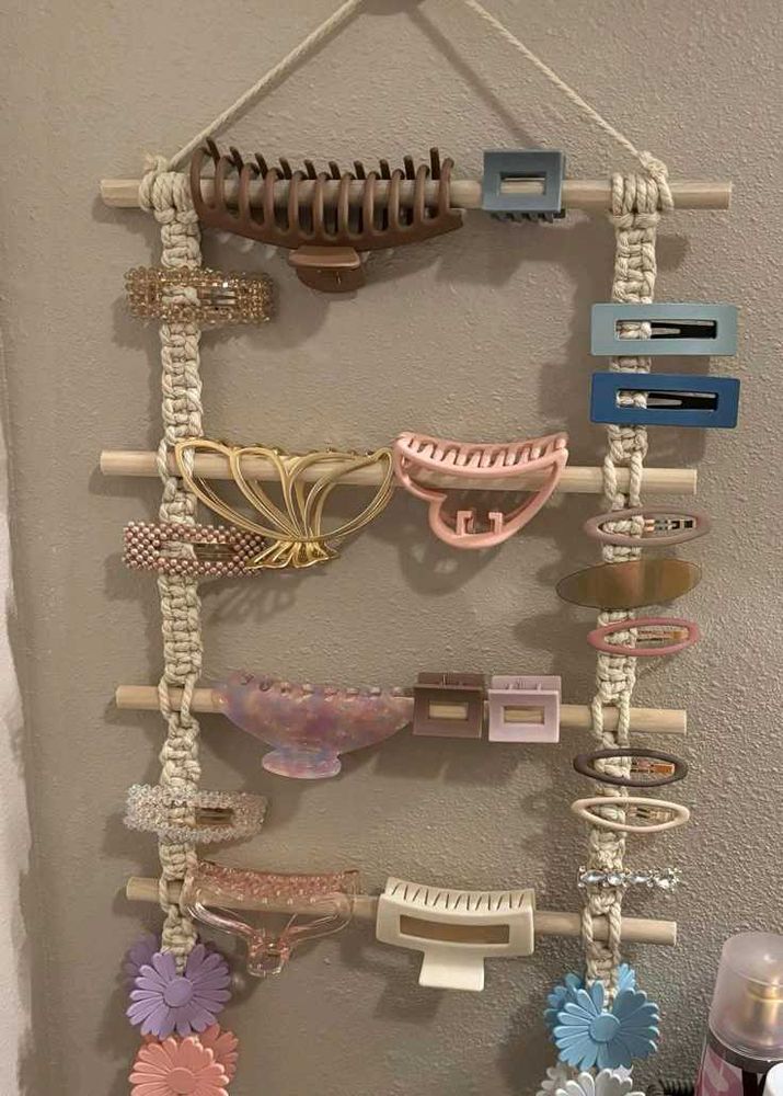 Handmade Clutcher Holder 🌷