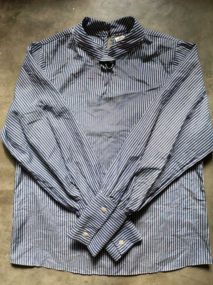 casual striped sleeve shirt