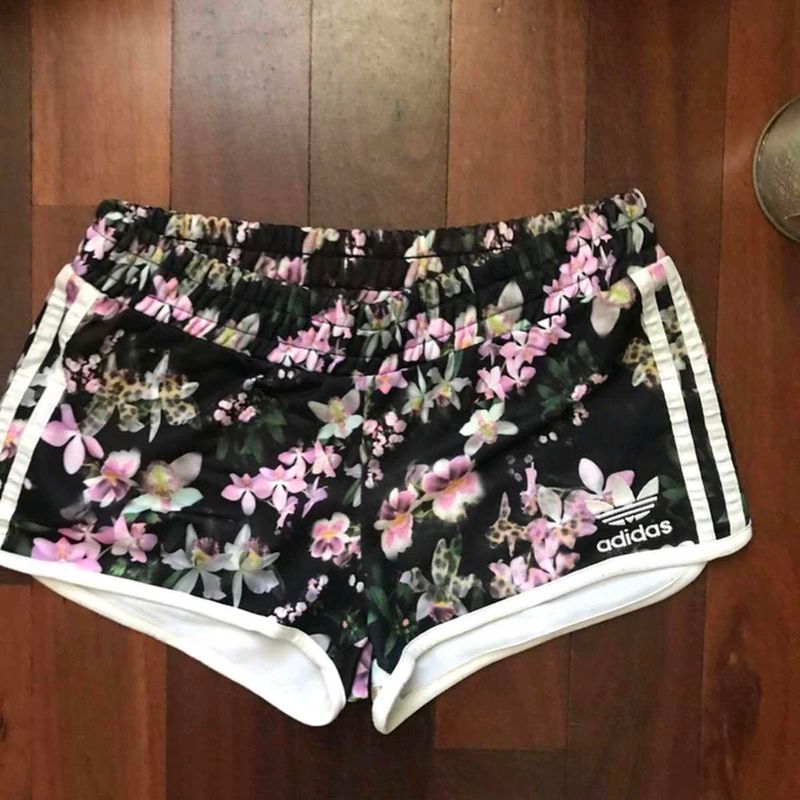Adidas Originals Women&#39;s multi Shorts