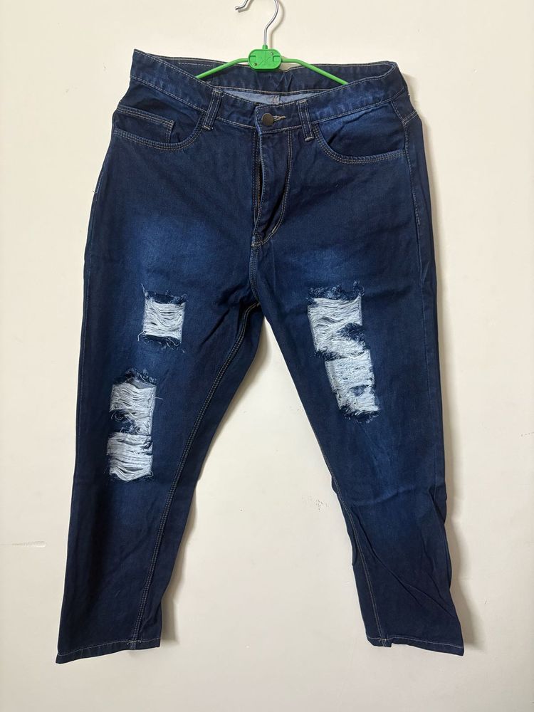 Distressed Boyfriend Jeans