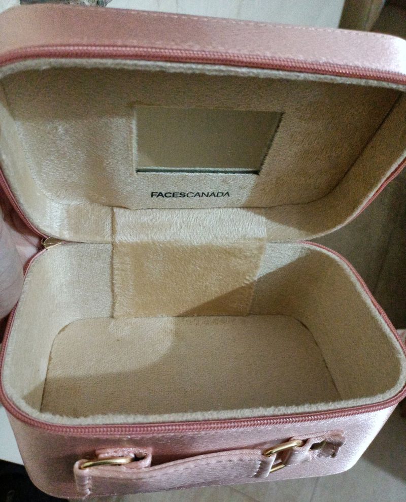 Faces Canada Trousseau Box
