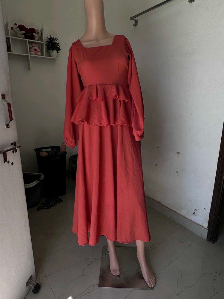 Elegant Tiered Maxi Dress