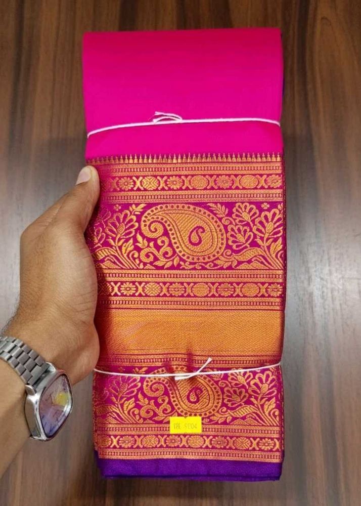 Elegant rose 🌹 &amp; Gold Saree