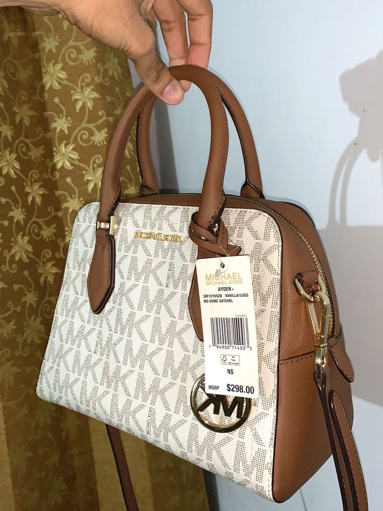 Michael Kors Vanilla &amp; Acorn Marilyn Logo Med Satc