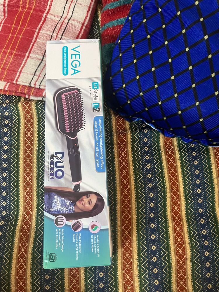 Vega Hair Straightening Brush