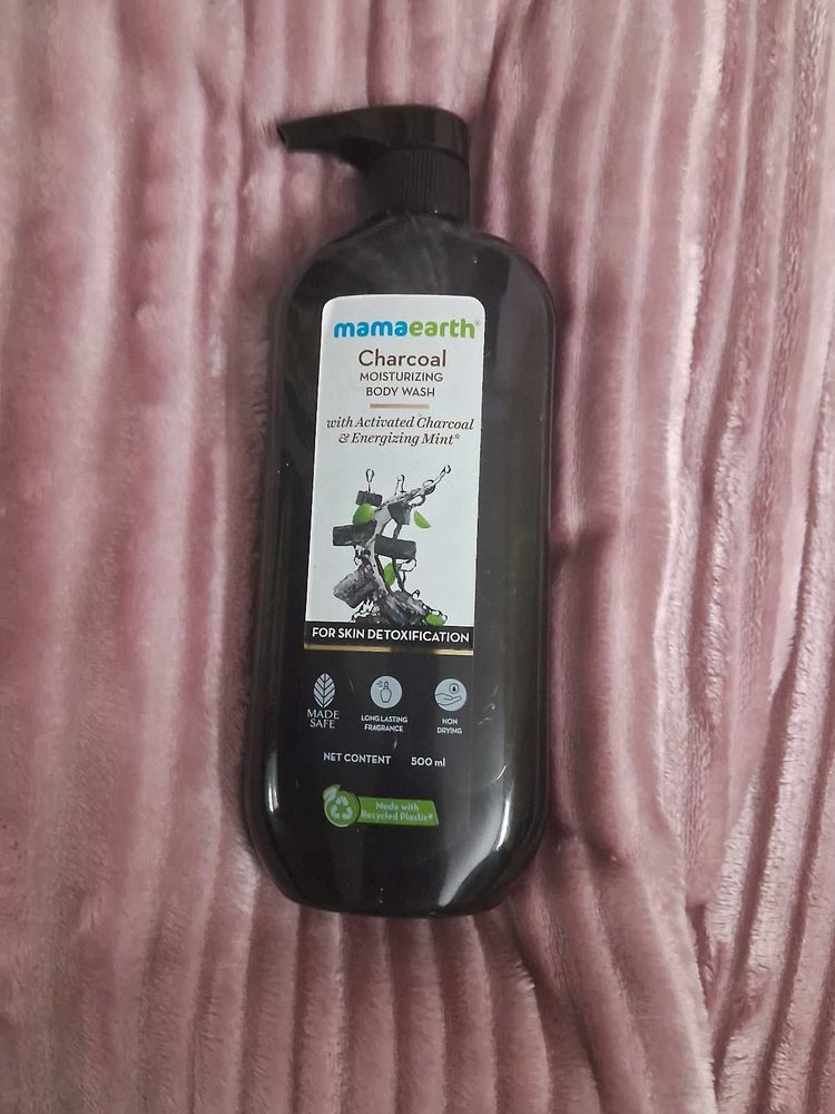 Mamaearth Charcoal Body Wash 500ml