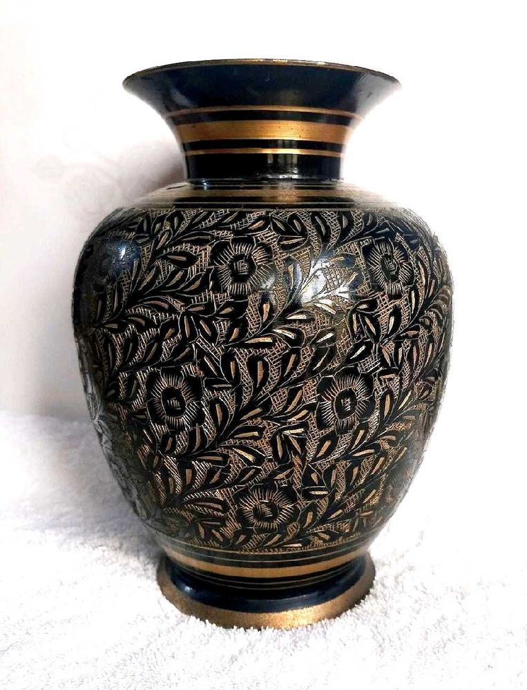 Vintage Floral Etched Vase