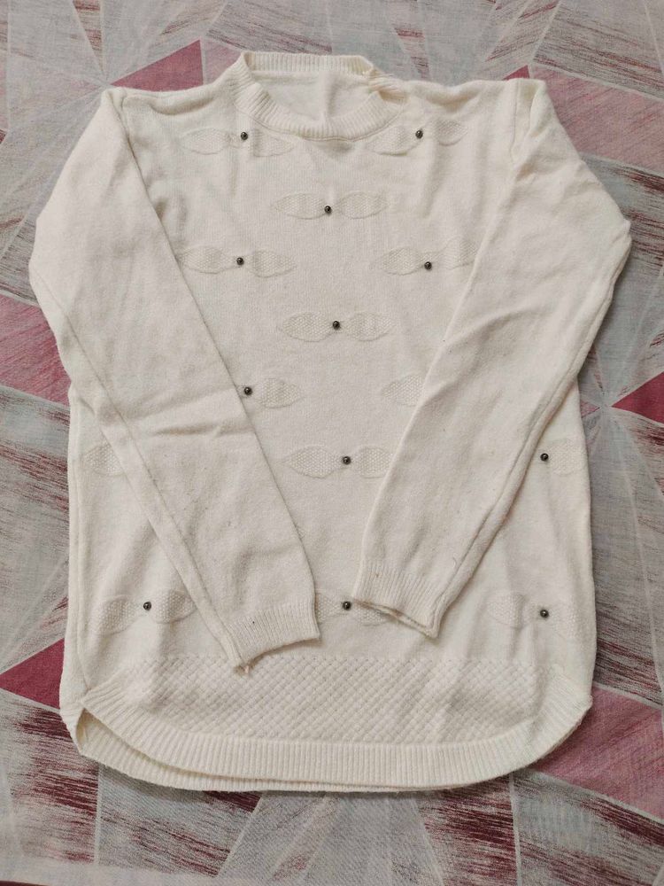 Elegant Cream Knit Sweater