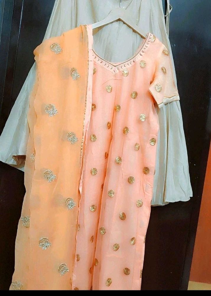 Light Orange Kurta Golden Skirt &amp; Dupatta 40 Bust