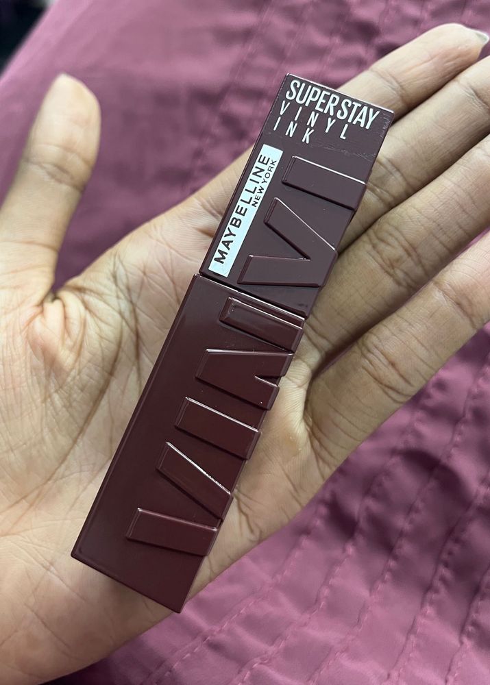 Maybelline Superstay Vinyl Ink Fearless